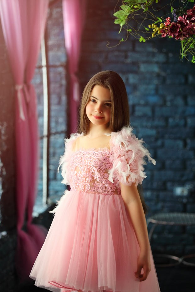 Elegant girls' tulle dress in pink for any special occasion. Light tulle skirt with an asymmetrical, high-low hemline, top with floral lace and beautiful feather sleeves. Handmade with love. Occasions: Wedding, Birthday party, Prom, Flower girl, Eid, Christmas, New Year's Eve, and other events.