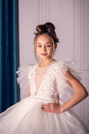 Short white girl tutu dress with a voluminous, ballerina skirt, embroidered tulle top and ruffled tulle sleeves. Handmade girl dress for special occasions: Christmas, New Year's Eve, flower girls, weddings, birthdays, communion.