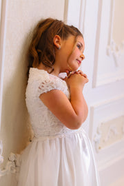 A-line girl dress with floral embroidery and cap sleeves - First Communion Dress