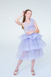 handmade, girl princess dress in purple with a midi-length tulle skirt, transparent top with pearl and flower embroidery and ruffled tulle details, for special occasions.