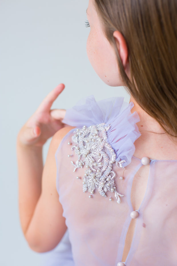 handmade, girl princess dress in purple with a midi-length tulle skirt, transparent top with pearl and flower embroidery and ruffled tulle details, for special occasions.