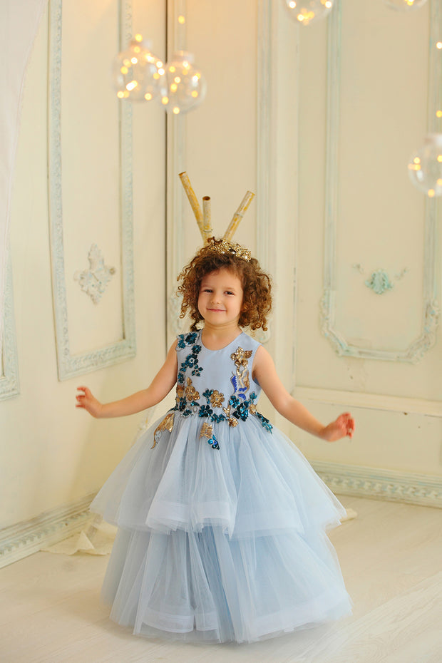 blue flower girl dress with satin upper part decorated by 3d floral embellishment and multi-layer tulle skirt 