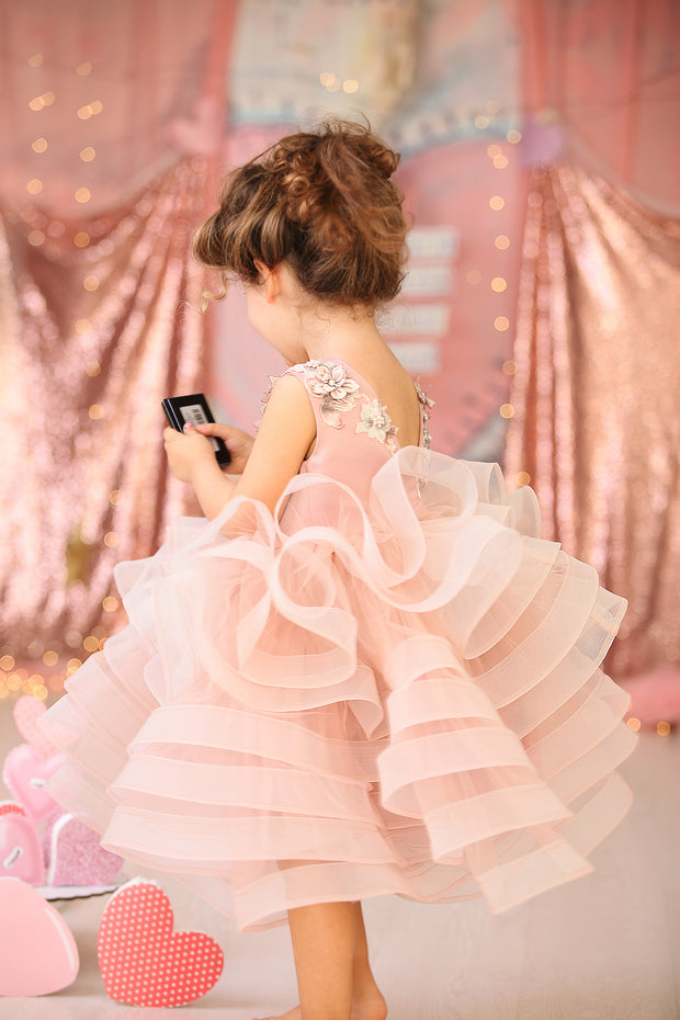 Voluminous pink flower girl dress with floral embroidery - Girl dress for special occasions