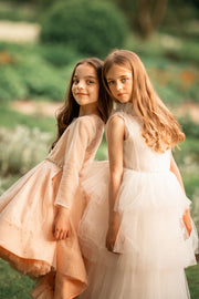 Kleid zum Mieten - Apricot Vokuhila Mädchenkleid mit Strasssteinen